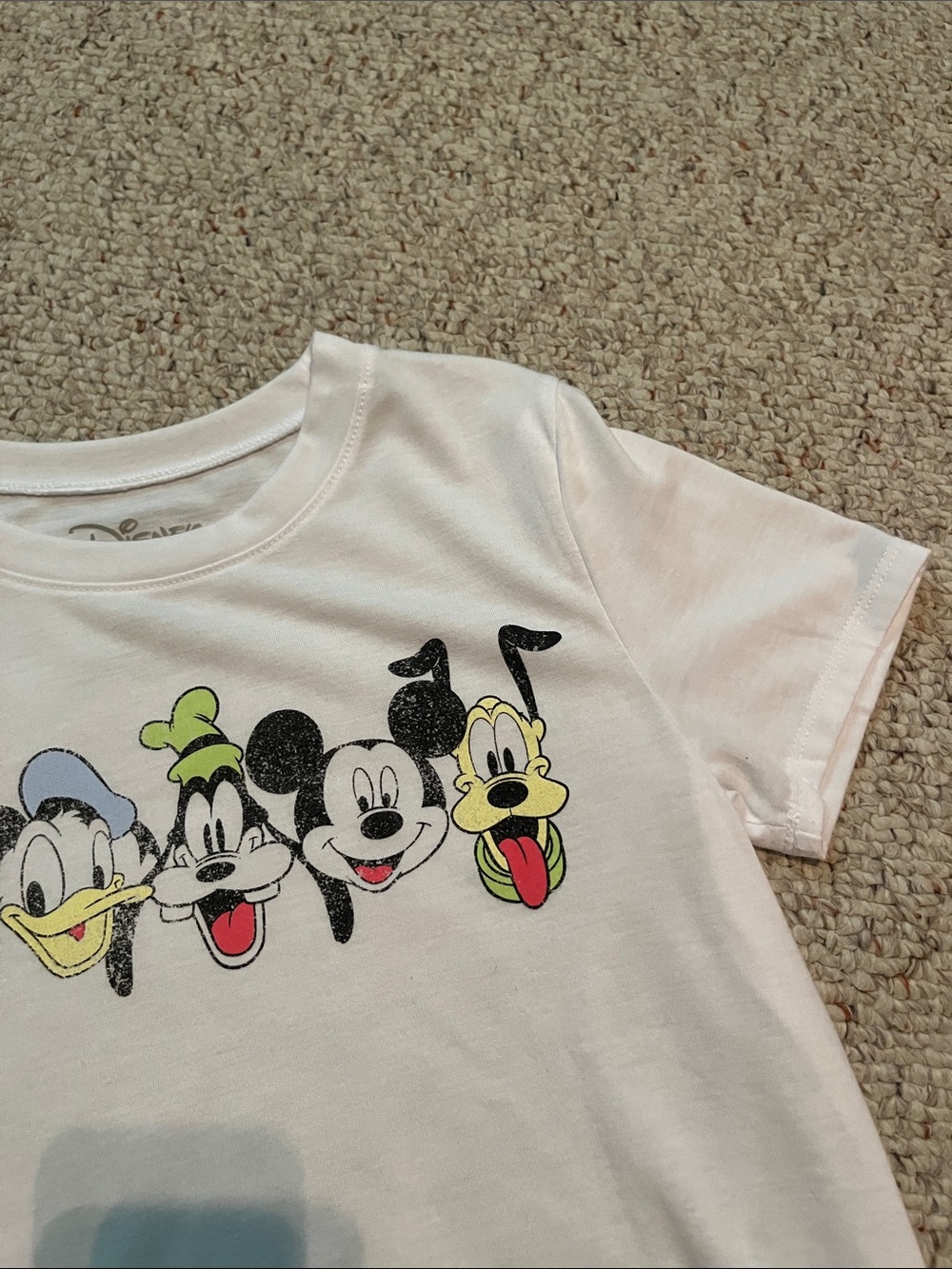 Disney T-Shirt - Picture 3 of 4